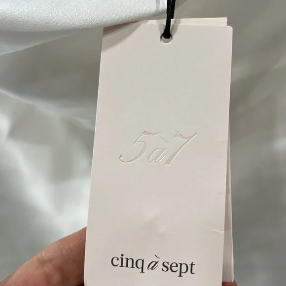 Cinq a Sept Taylee Top - Picture 6 of 9